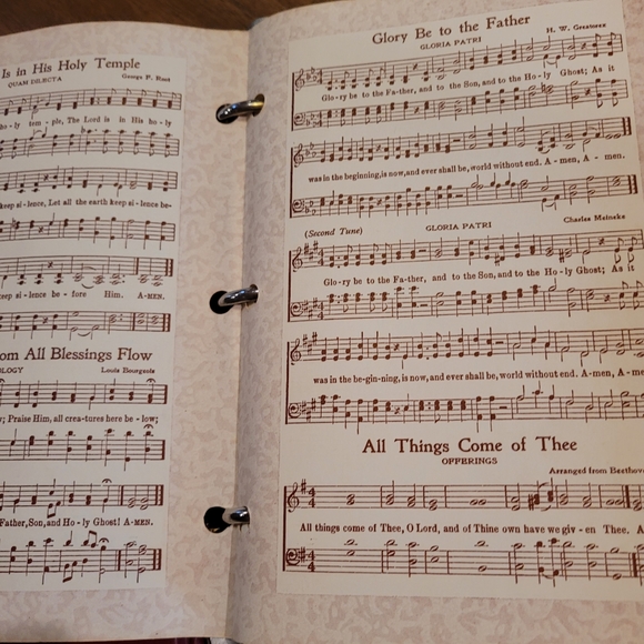 Vintage Favorite Hymns of Praise in loose leaf notebook. - Picture 7 of 15